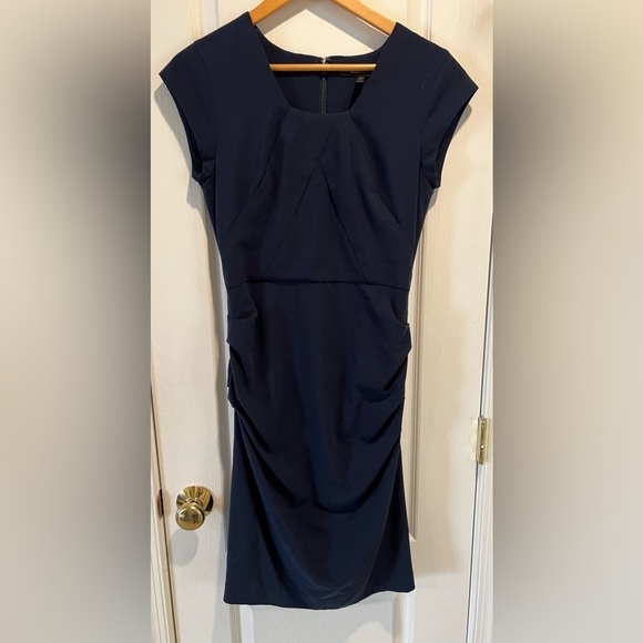 BCBG Max Azria Joana Ruched Fitted Mini Pencil Dress Navy Blue size 6 - Picture 2 of 7